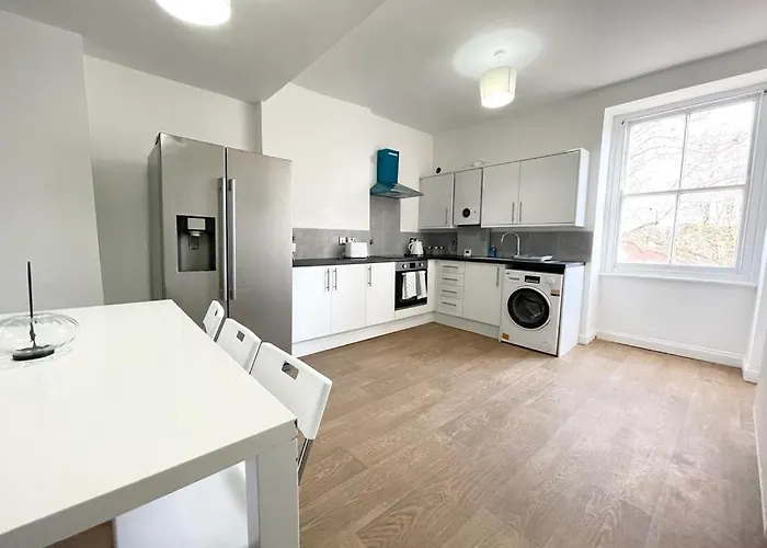 Comfortable Centre *